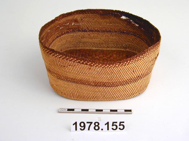 Image of baskets (containers)