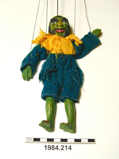 string puppet; rod puppet