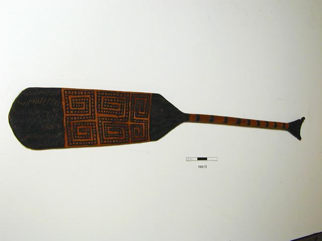 Image of canoe paddle