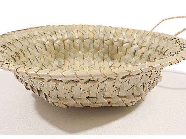 plate (ritual & belief: ritual apparatus)