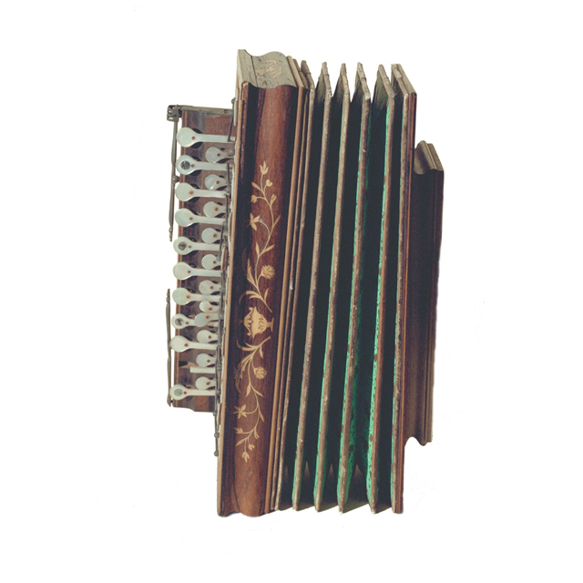 Image of 412.132-62 Sets of free reeds with flexible air reservoir