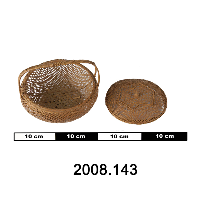 basket (containers); lid (containers)