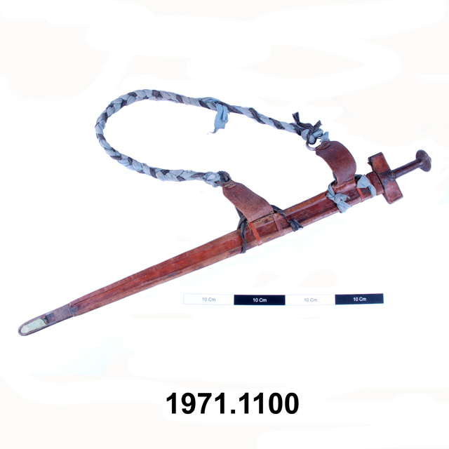 Image of sword; sheath (weapons: accessories)