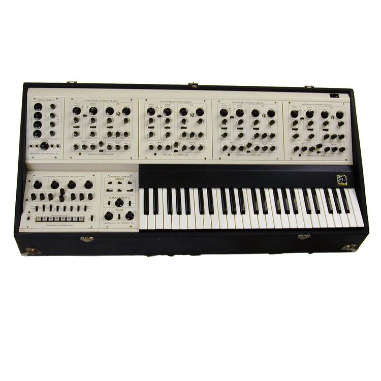 Image of 531.2 Analogue synthesizers and other electronic instruments with solid state circuitry (transistor and/or