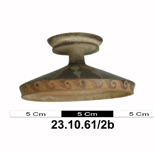 image of lid (containers); lekanis