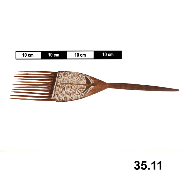 Image of comb (hair ornaments)