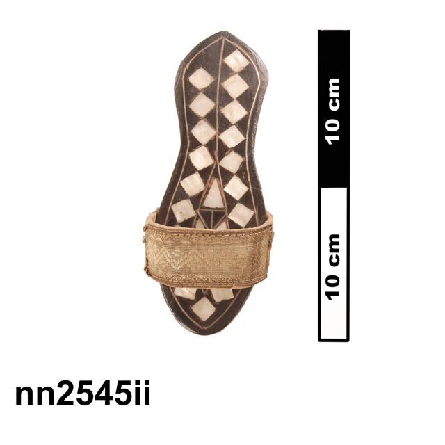 image of raised sandal (sandal (clothing: footwear))