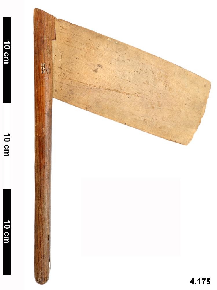 axe (weapons: edged)