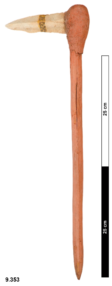 tomahawk (axe (weapons: edged))