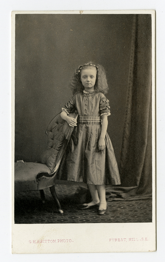 Image of Carte de visite featuring a photograph of Annie Horniman as a young girl