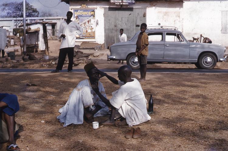 Image of Sunday morning barber, Ibadan