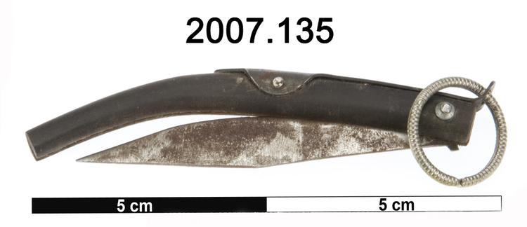 Image of knife (weapons: edged)