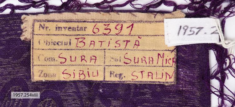 Detail view of label of Horniman Museum object no 1957.254viii