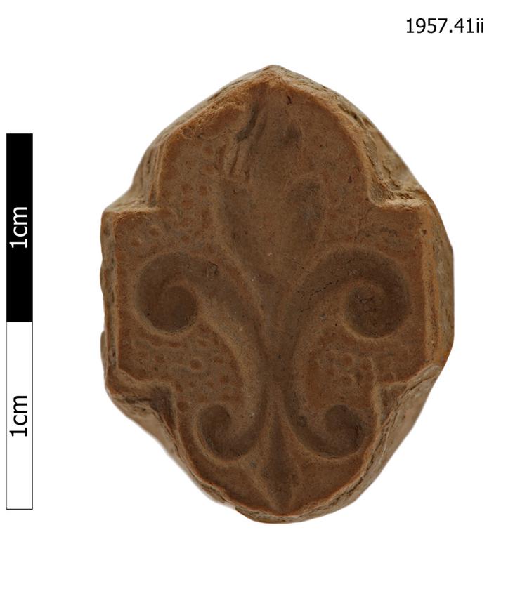 stamp (pattern marker (pottery))