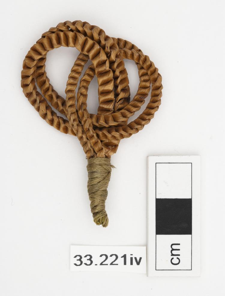 General view of whole of Horniman Museum object no 33.221iv