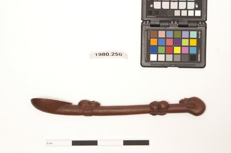 Left side of whole of Horniman Museum object no 1980.250