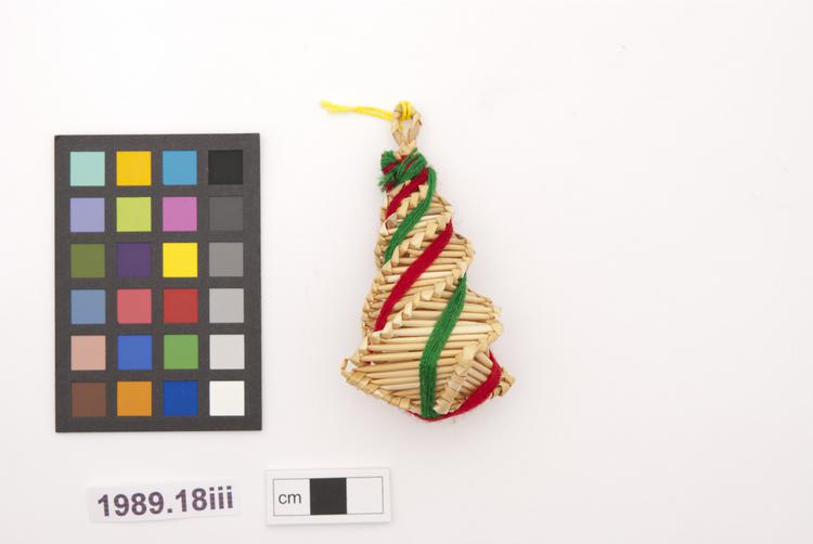 General view of whole of Horniman Museum object no 1989.18iii