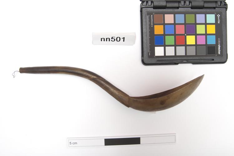 Right side of whole of Horniman Museum object no nn501