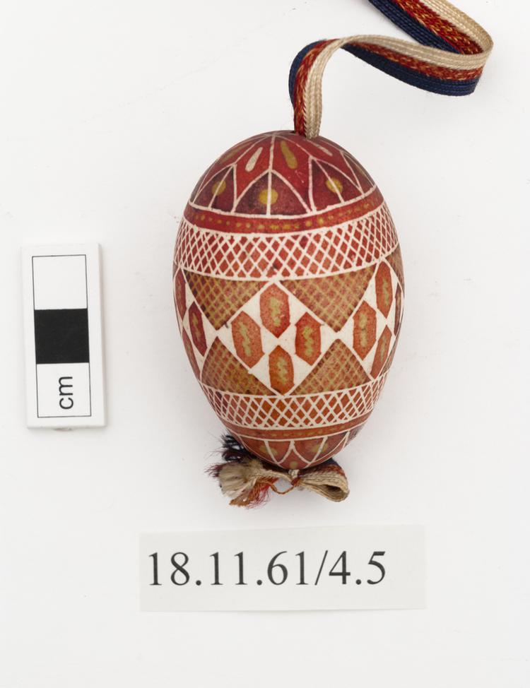 General view of whole of Horniman Museum object no 18.11.61/4.5
