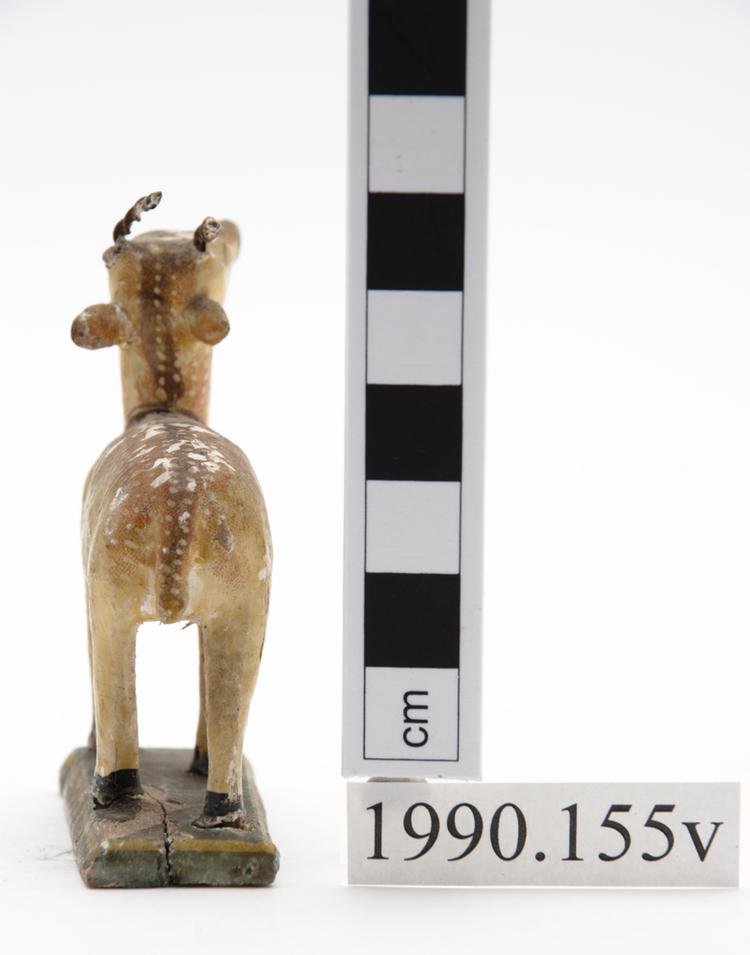Rear view of whole of Horniman Museum object no 1990.155v