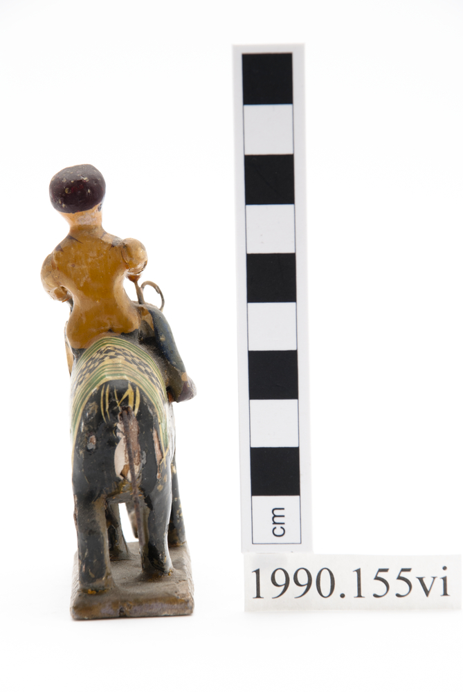 Rear view of whole of Horniman Museum object no 1990.155vi