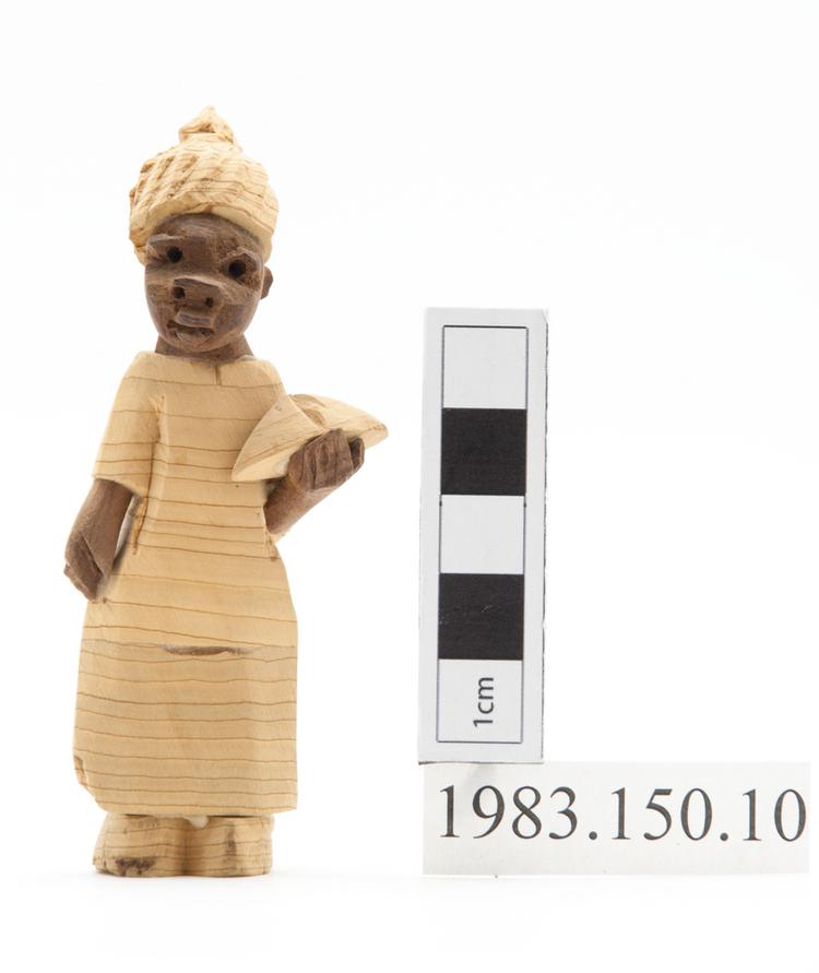 Frontal view of whole of Horniman Museum object no 1983.150.10