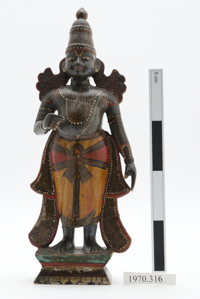 Frontal view of whole of Horniman Museum object no 1970.316