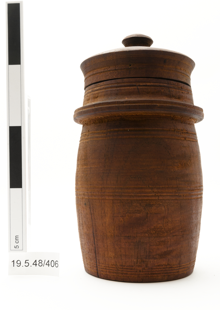 General view of whole of Horniman Museum object no 19.5.48/406