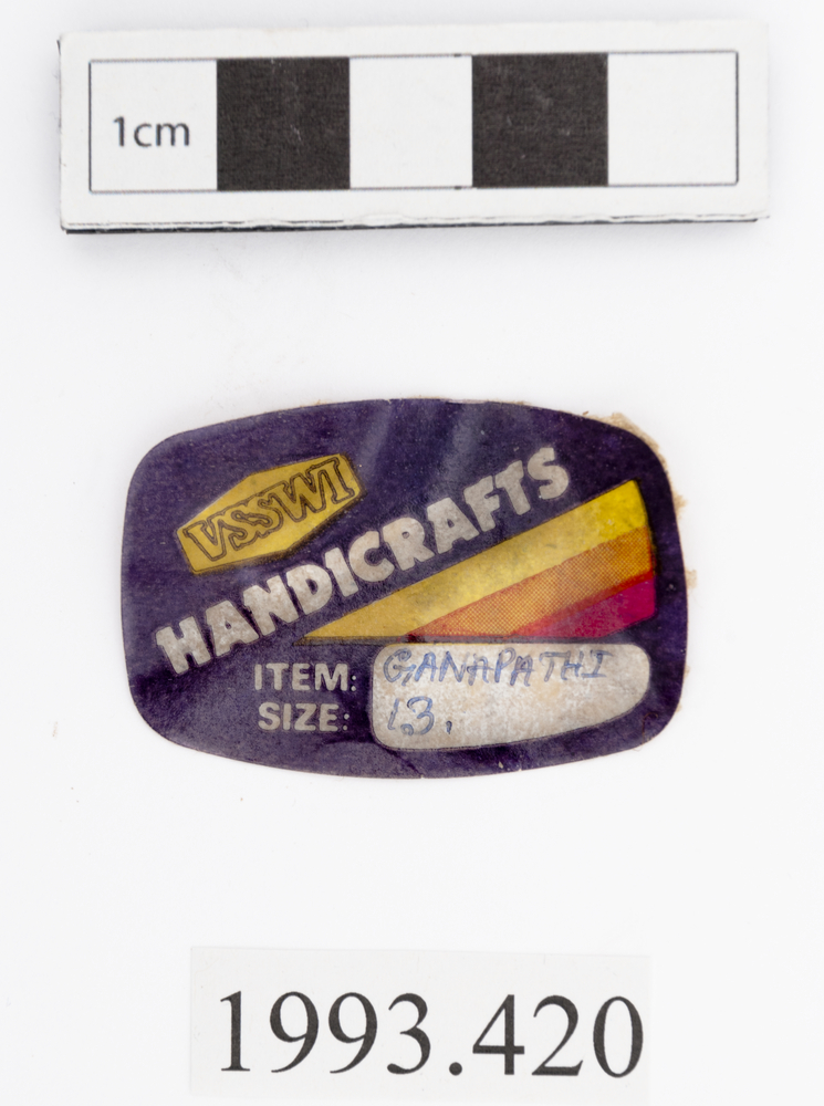 General view of label of Horniman Museum object no 1993.420