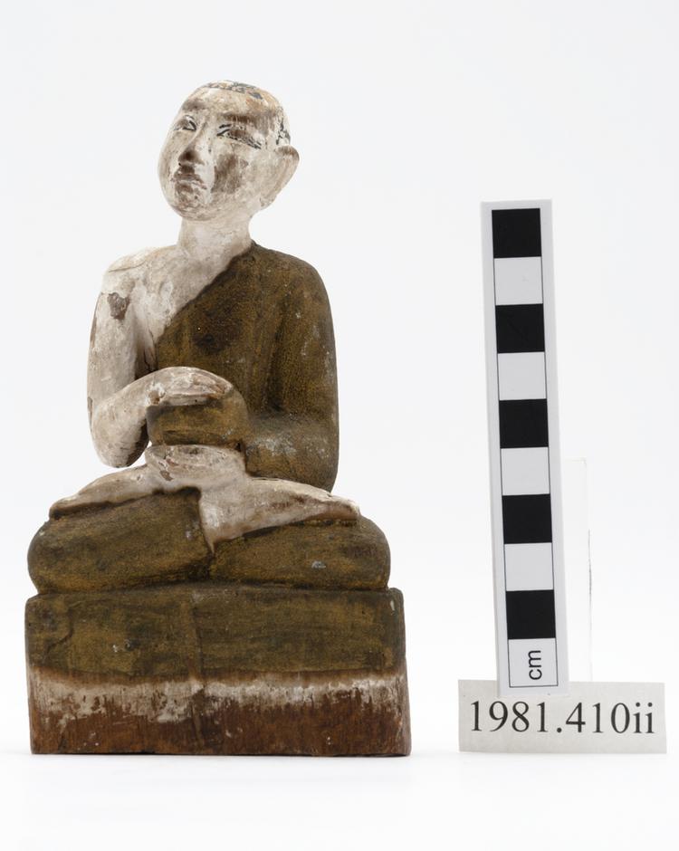 Frontal view of whole of Horniman Museum object no 1981.410ii