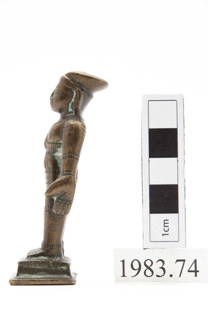 Left side view of whole of Horniman Museum object no 1983.74