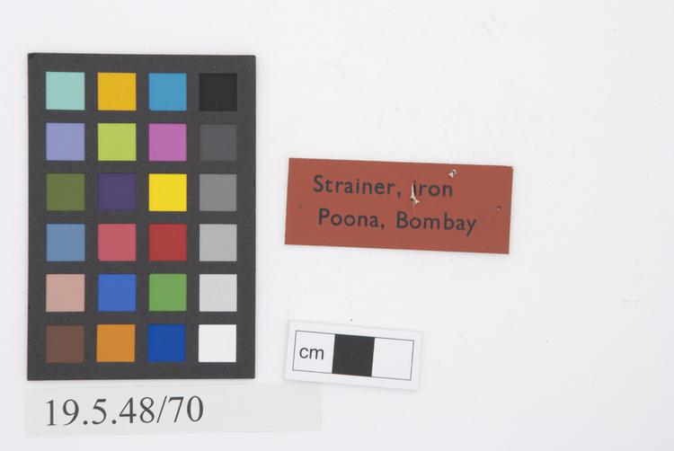 General view of label of Horniman Museum object no 19.5.48/70