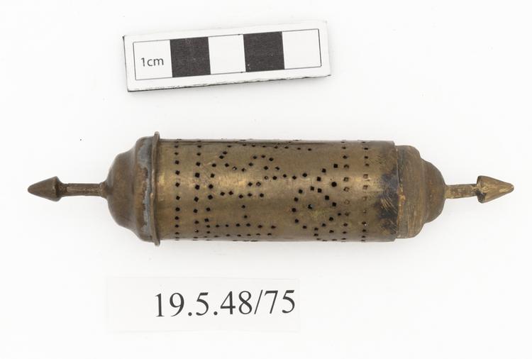 General view of whole of Horniman Museum object no 19.5.48/75