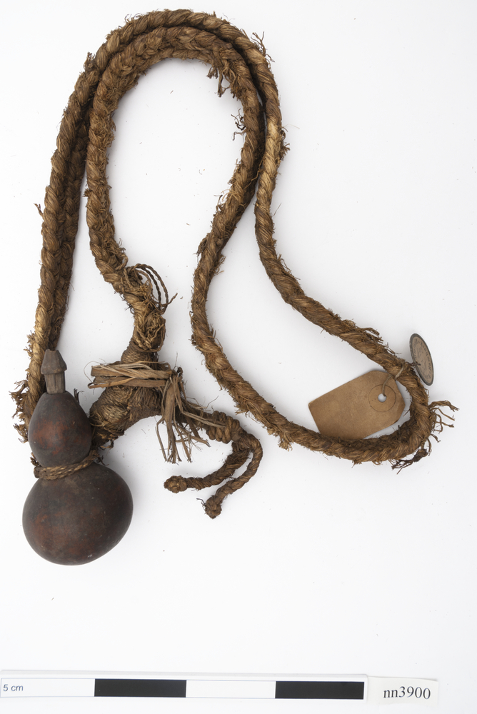 Image of ritual object; fetish object