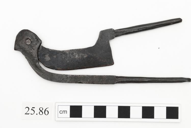 Image of areca nut cutter