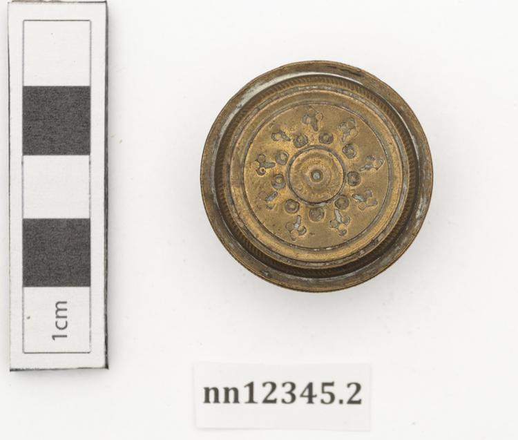 Image of lime box; lid (containers)