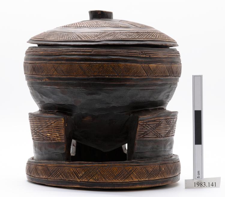 Image of bowl (food service); lid (food service)