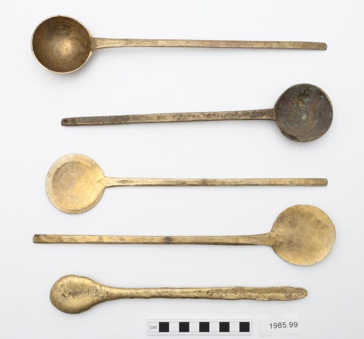 General view of whole of Horniman Museum object no 1985.99