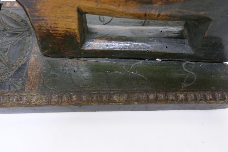 General view of the initials on the front of Horniman Museum object no 0.195