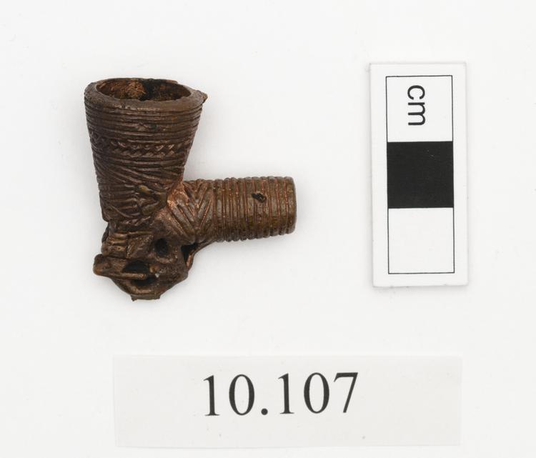 General view of whole of Horniman Museum object no 10.107