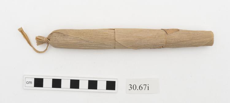 General view of whole of Horniman Museum object no 30.67i