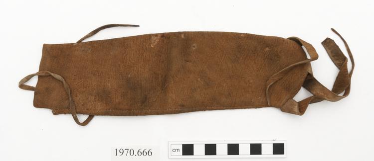 Image of tobacco pouch