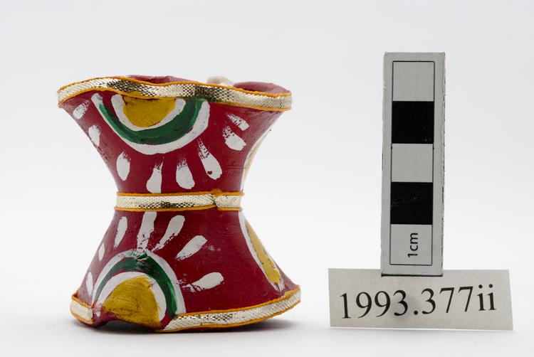 General view of whole of Horniman Museum object no 1993.377ii