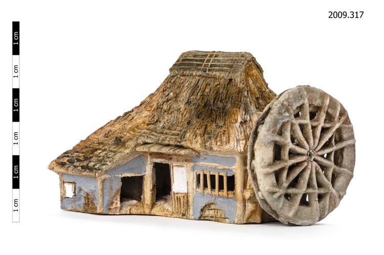 Frontal view of whole of Horniman Museum object no 2009.317