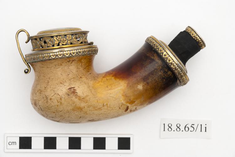 General view of whole of Horniman Museum object no 18.8.65/1i