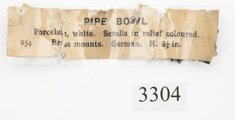 General view of label of Horniman Museum object no 3304