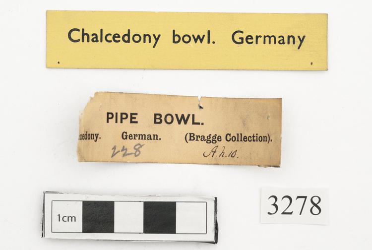 General view of label of Horniman Museum object no 3278