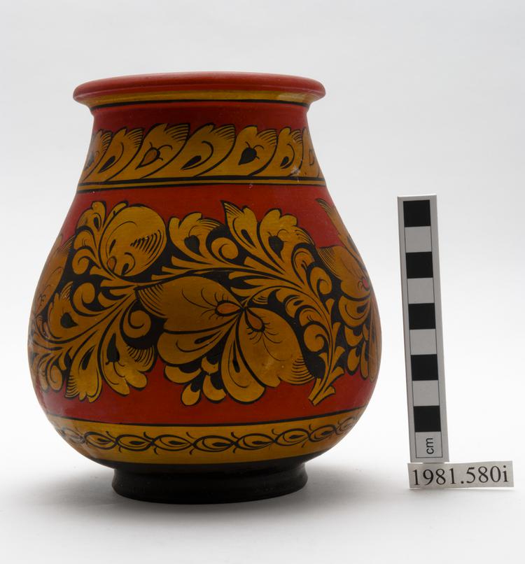 Image of vase (household miscellany)