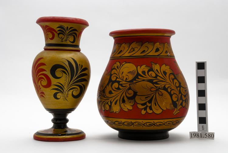 Image of vases (household miscellany)