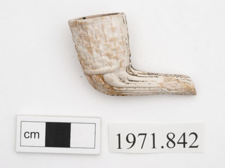 General view of whole of Horniman Museum object no 1971.842